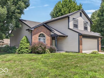 1548 Doe Ln, Greenwood, IN, 46142