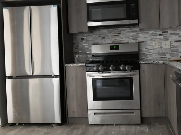 28962 Rayburn St, Livonia, MI 48154