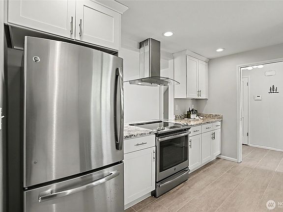 5th image of 7333 46th Avenue NE