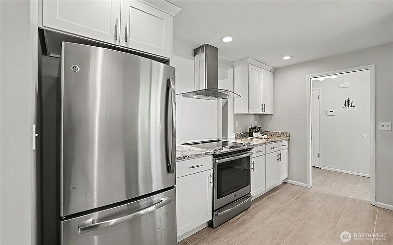 5th image of 7333 46th Avenue NE