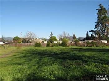 3rd image of 3710 Linda Vista Ave
