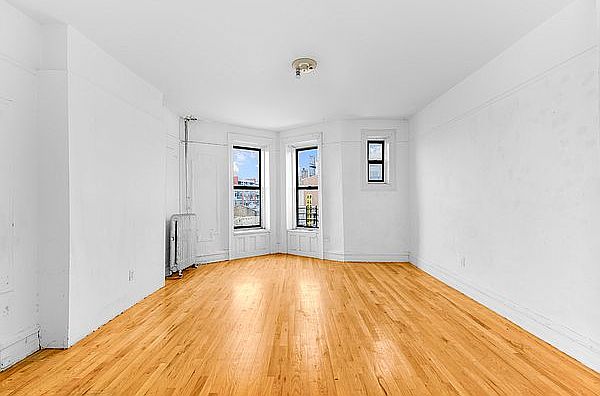 1st image of 794 Washington Ave APT 6