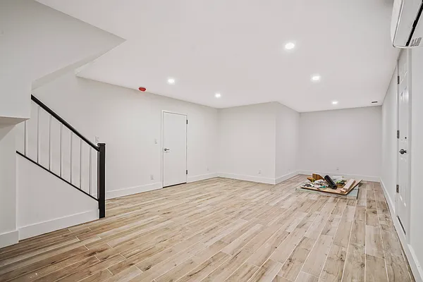 Rented by Crifasi Real Estate | media 45