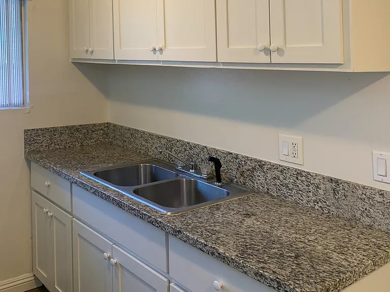 6515 Elgin St #3 — Photo 13