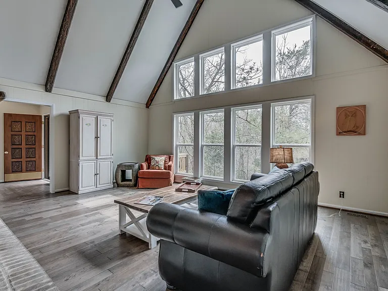 1408 Cedar Hill Rd — Photo 8