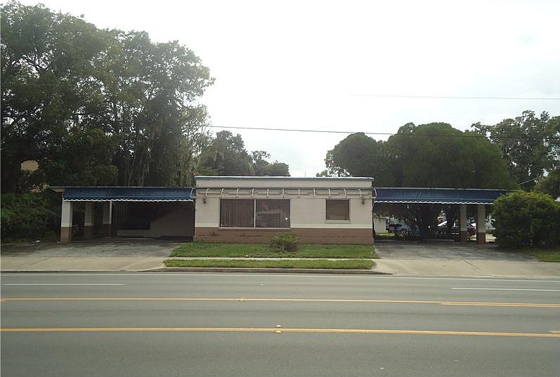 1st image of 4460 Edgewater Dr