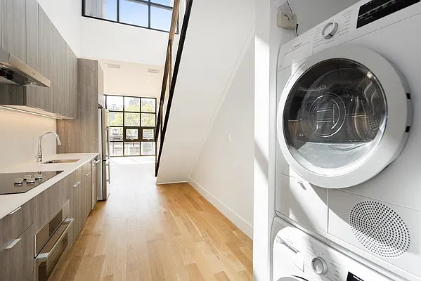 Rented by Bold New York | media 18