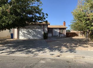 43611 Pecos Ct, Lancaster, CA 93535