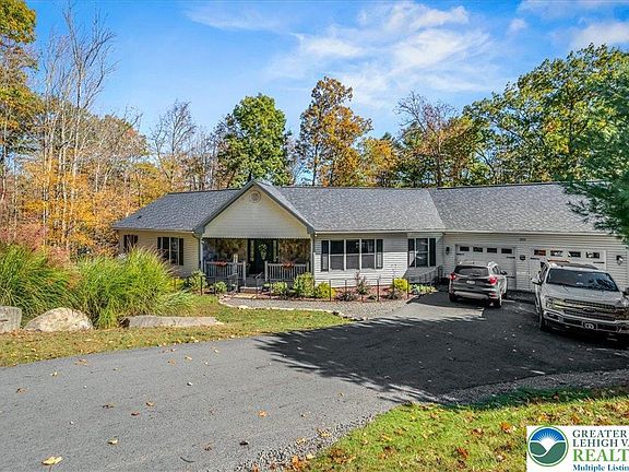 2nd image of 320 Tinkwig Dr
