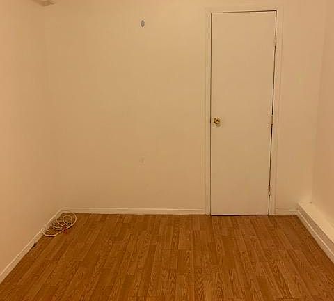4th image of 1159 Croes Ave