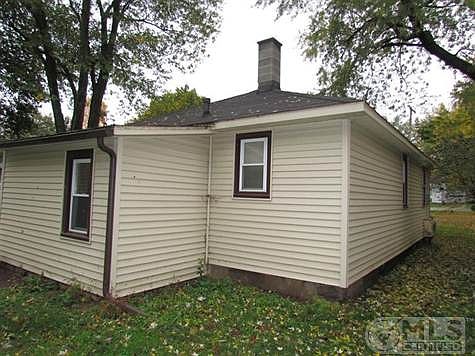 4th image of 5042 N Westnedge Ave
