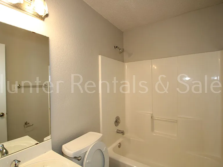 4307 Frontier Trl — Photo 14