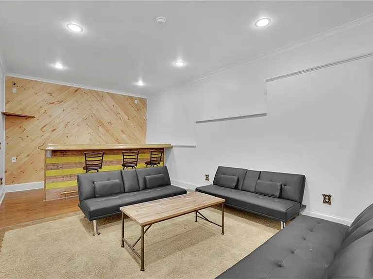 902 Whistler Ln — Photo 37