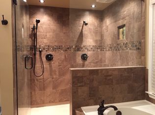 4100 Regal Oaks Dr, Suwanee, GA 30024