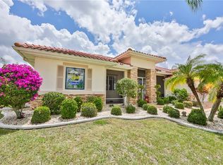 1123 Signature Dr, Sun City Center, FL 33573