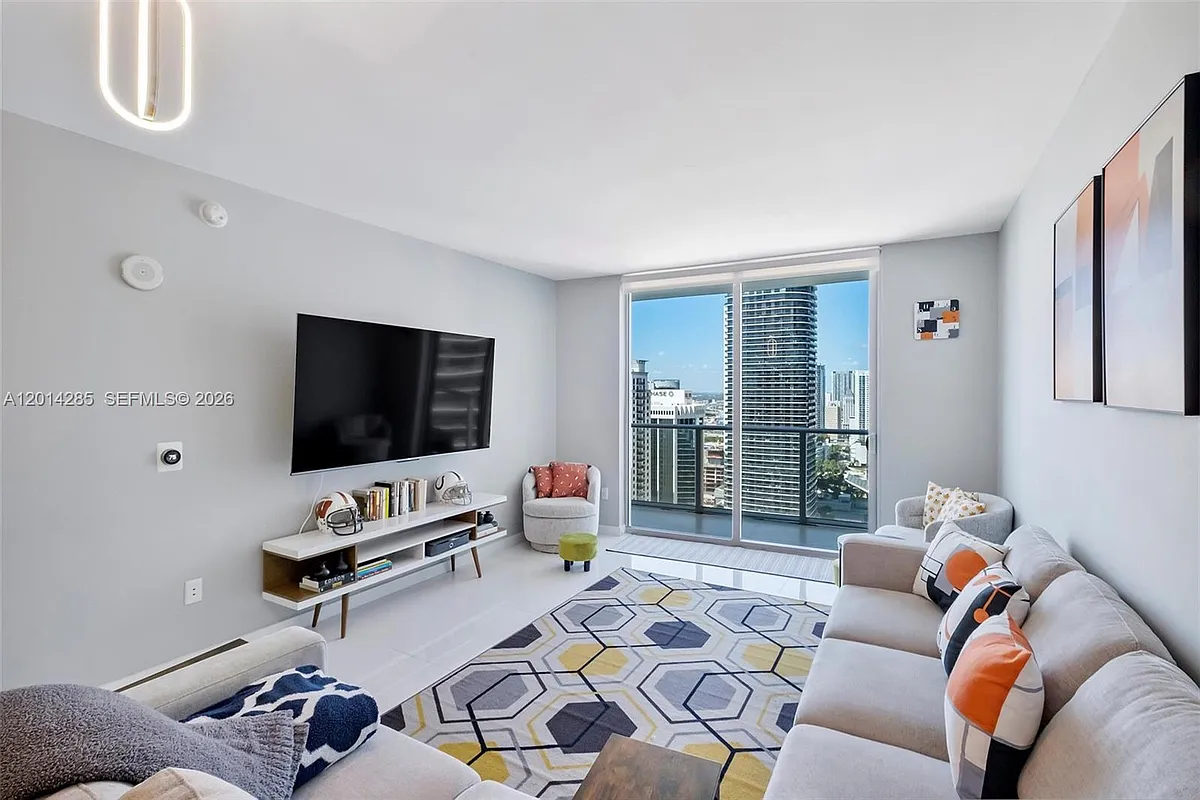 Building Photo - 1100 S Miami Ave #3307