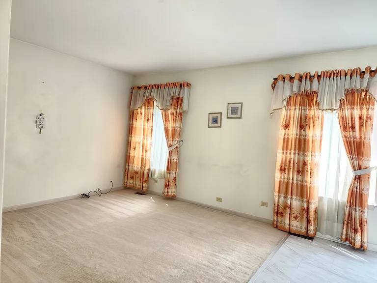 625 Anderson Dr — Photo 4