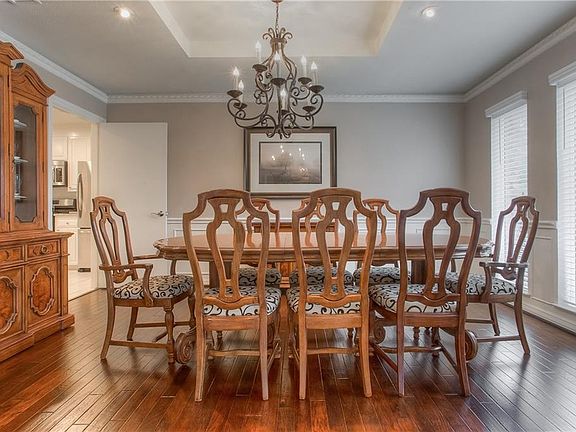 5th image of 3958 Summercrest Dr