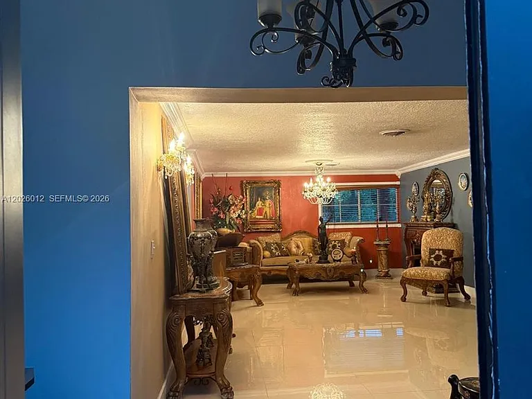 5540 SW 63rd Ct — Photo 8