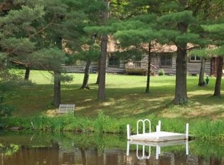 N83W31141 Kilbourne Rd, Hartland, WI 53029