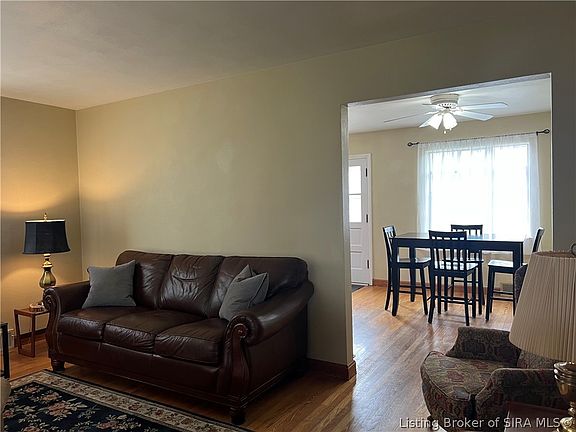 2nd image of 530 Chippewa Drive