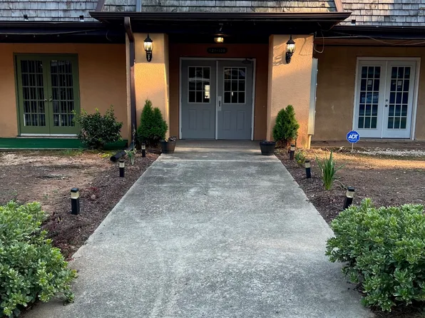 121 Rue Fontaine, Lithonia, GA 30038