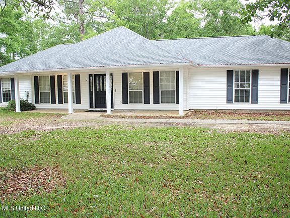 2nd image of 9300 Ridgeview Cres