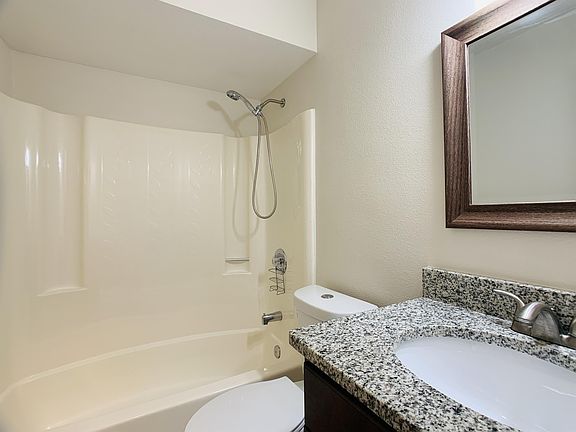 2nd image of 52 Windtree Ln #1