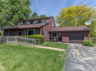 2670 Sandhill Rd, Mason, MI 48854