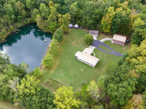 5809 Greenwell Rd, Huntertown, IN 46748