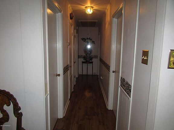 2nd image of 215 Crestline Dr