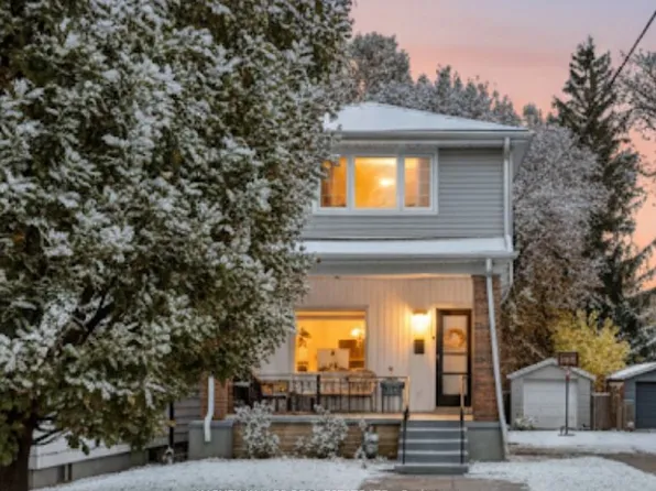 139 King Edward Ave, Toronto, ON M4C 5J7