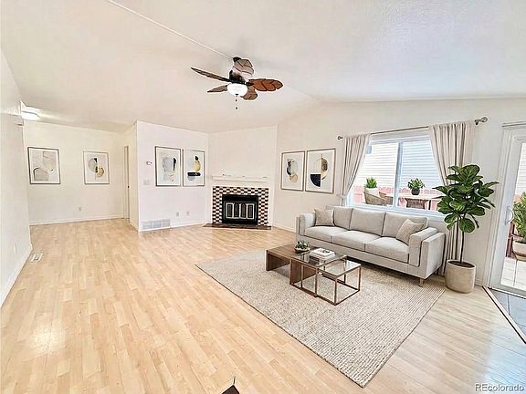 2nd image of 2803 Denver Avenue