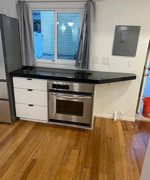 710 Shepard St — Photo 10