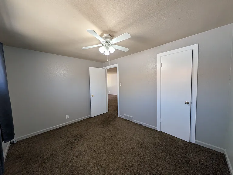 729 Emporia St — Photo 12
