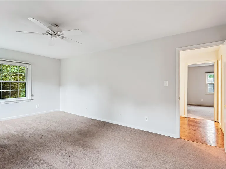 2248 Military Rd — Photo 20
