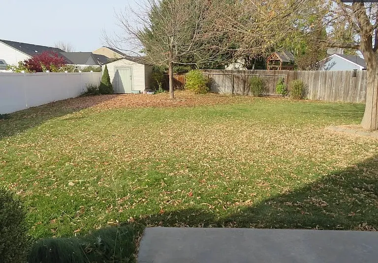 17553 N Chouteau Ave — Photo 18