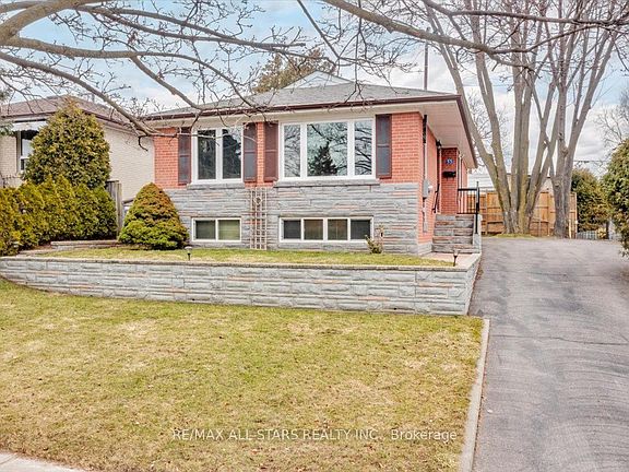 5th image of 55 Sancrest Dr