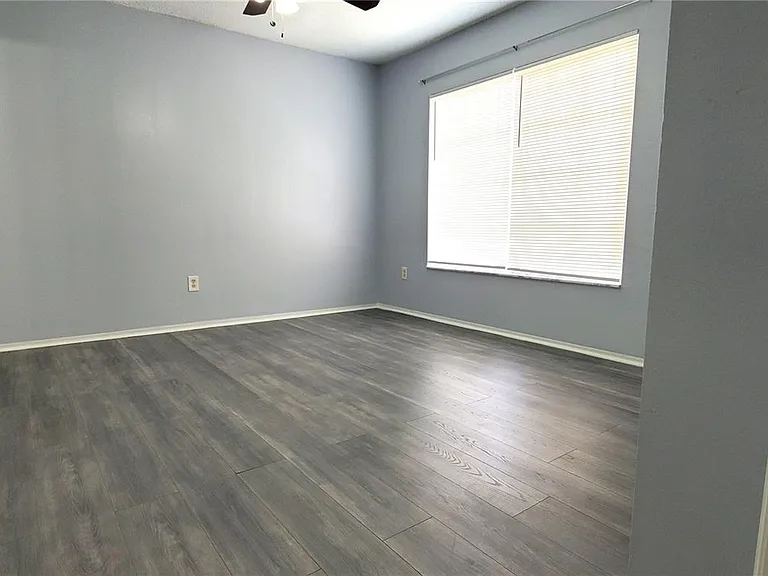 1661 Fluorshire Dr — Photo 20