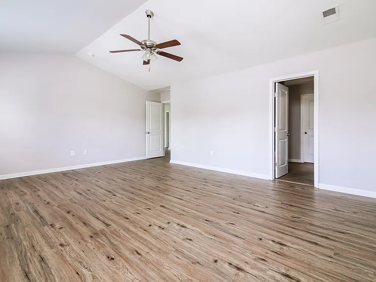 117 Preakness Farm Dr — Photo 11