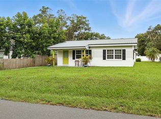 5121 10th St, Zephyrhills, FL 33542