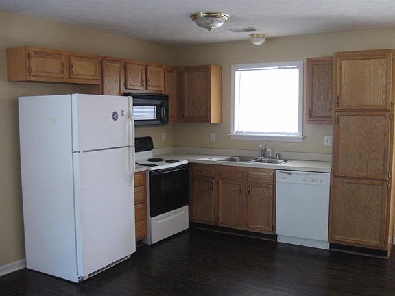 4th image of 1047 Crescent Ave #A