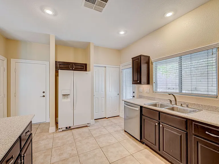8365 Teton Crest Pl — Photo 15