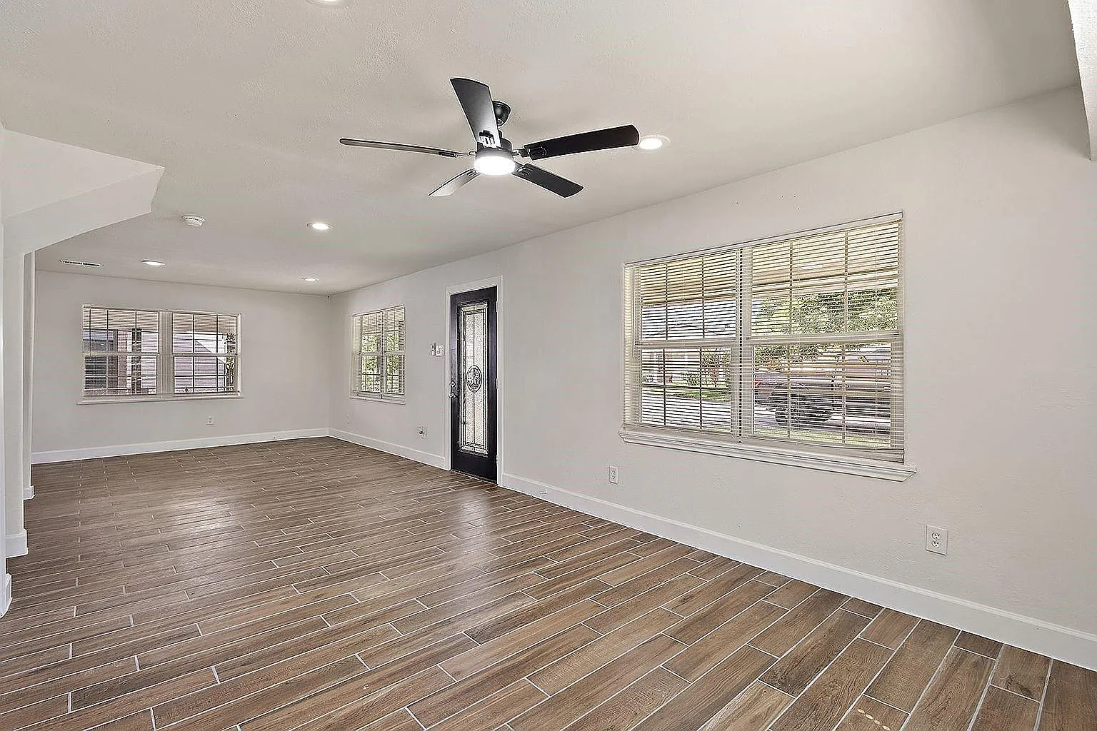 4 bed, 2.0 bath, 1790 sqft, $1,850 — Photo 4