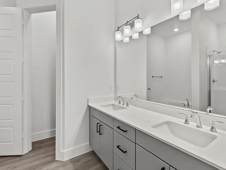 B2-Enclave-Bathroom B2-Enclave-Bathroom