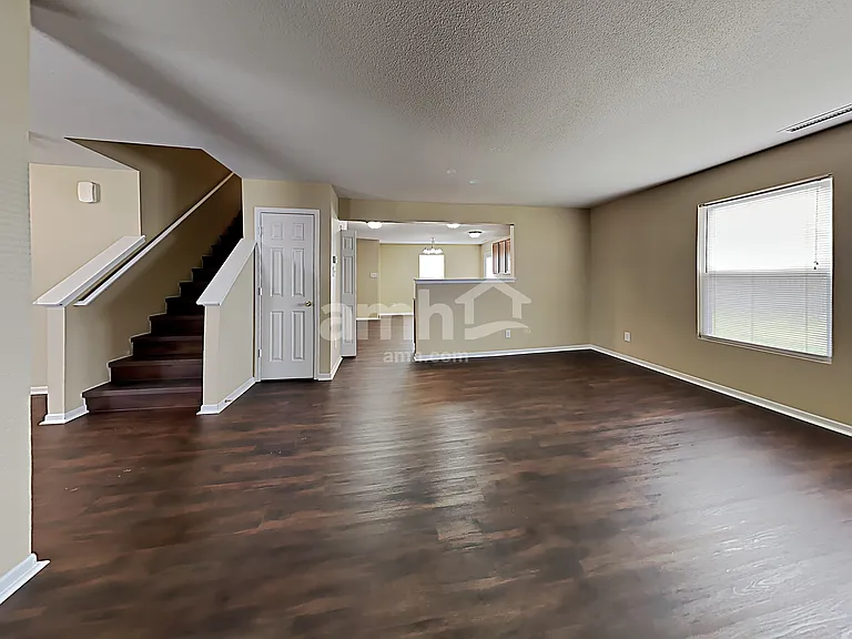 502 Bourneside Dr — Photo 6