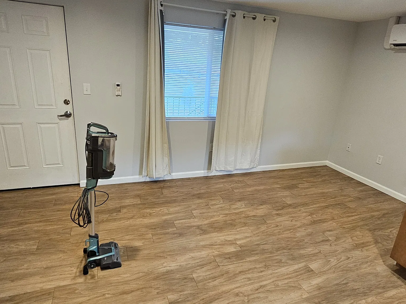 1 Avalon Circle - 7 — Photo 2