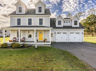 6 Harvest Dr, Falmouth, ME 04105
