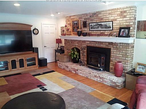 3rd image of 1121 S Homewood Dr