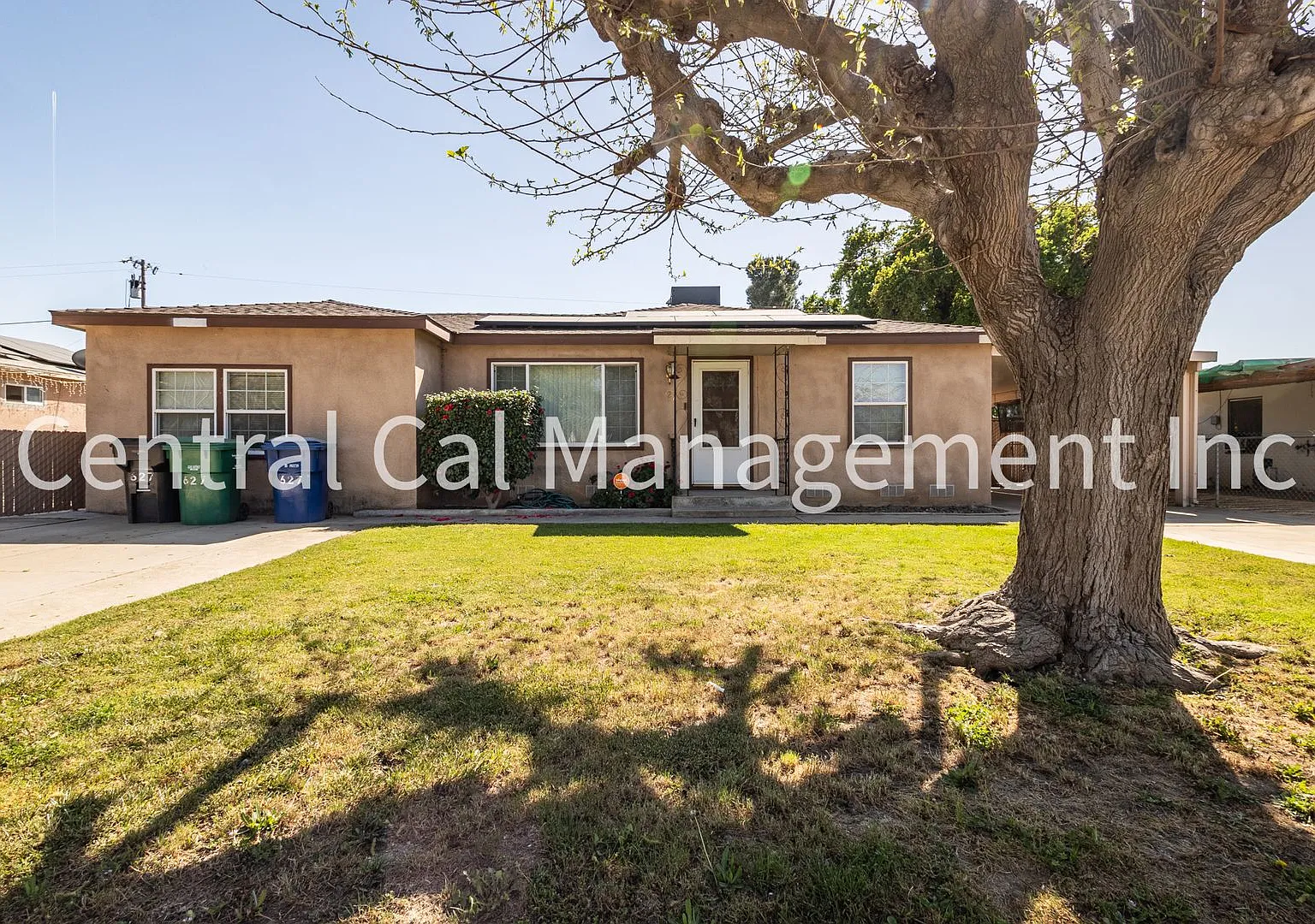 3 Bedroom/1 Bath Home with Solar - $1595 per month! — Photo 1